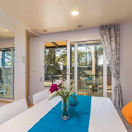 キャンプ場 Peputo Luxury & Mobile Homes