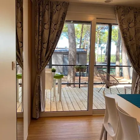 キャンプ場 Peputo Luxury & Mobile Homes *